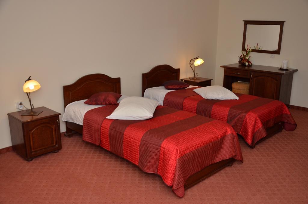 Hotel Restaurant La Conac Botiz Rom bilde